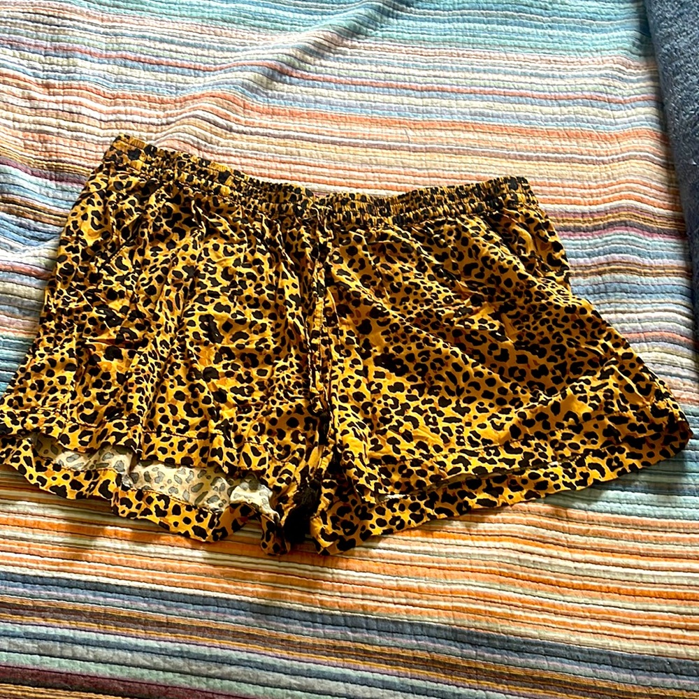 Leopard Printed soft shorts